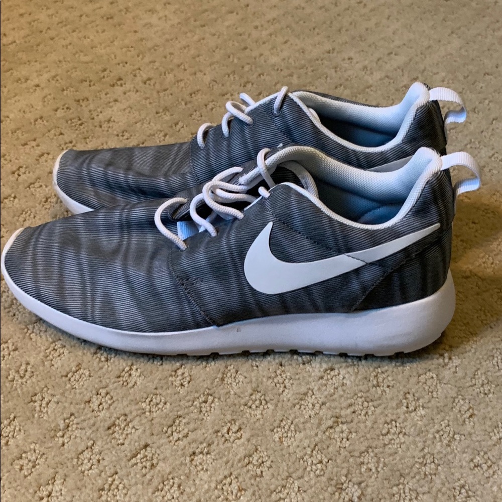 Nike Roshe Sneaker.